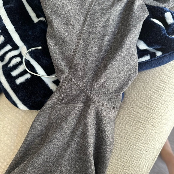 Lululemon Wunder Train - Performance fabric - Picture 3 of 3